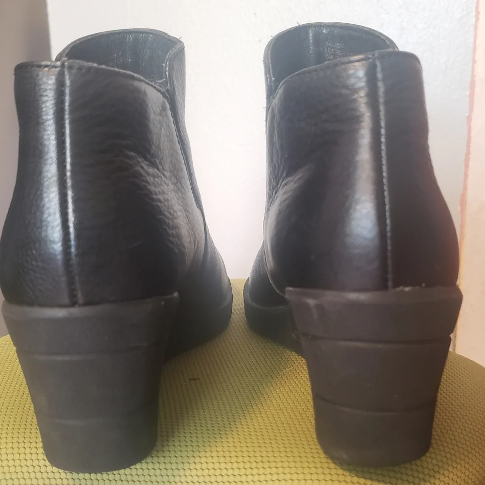 Sofft Salem Wedge Bootie - Picture 4 of 9